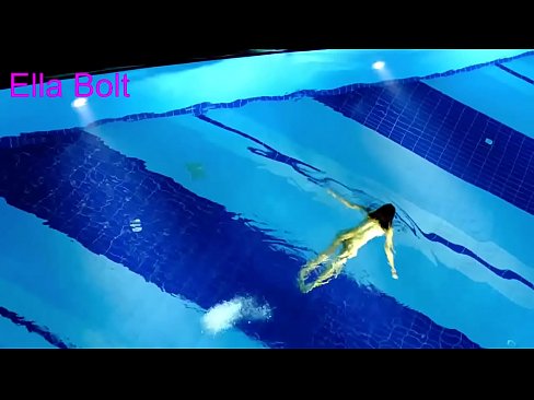 ❤️ İzlemeden duramıyorum, genç sarışın ELLA BOLT resort havuzunda çıplak yüzerken yakalandı ❤️ Anal video bize %tr.pornio.xyz